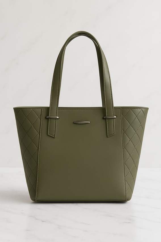 The Signature Quilted Tote - Green